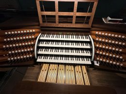 Spieltisch der historischen Späth-Orgel von 1925