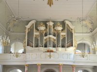 Basilika_Blick auf das Hauptwerk der Orgel 2015.jpg